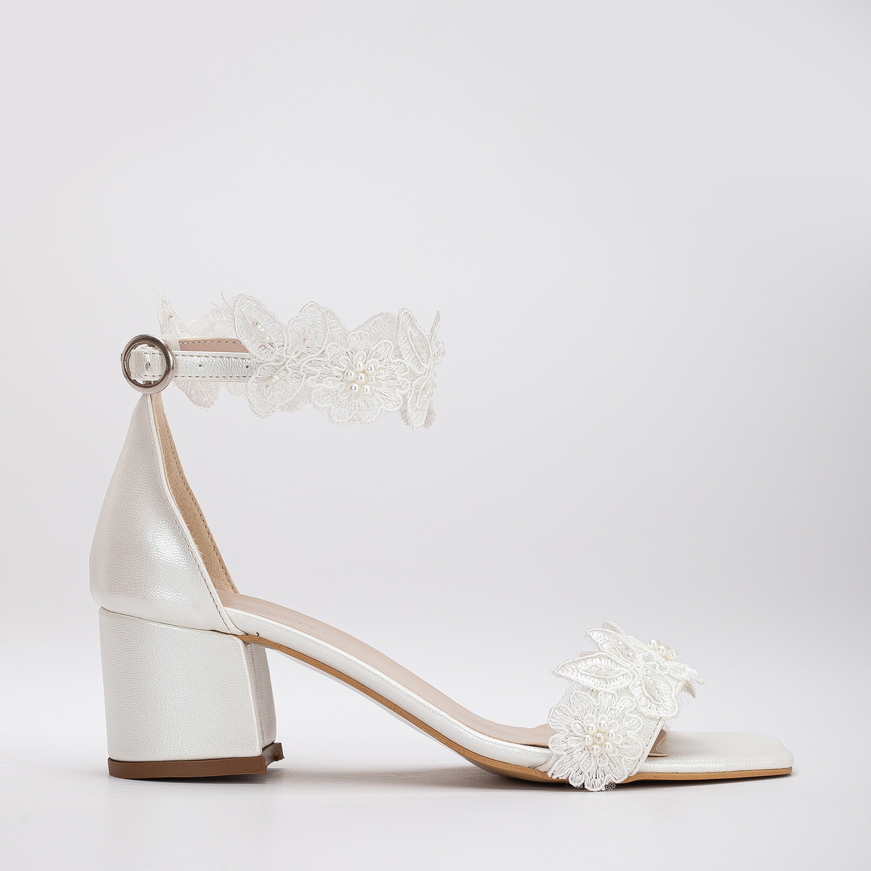 The 50 Best Bridal Block Heels for Weddings (+ Comfortable!) | Wedding  shoes heels, Block heels wedding, Closed toe block heels