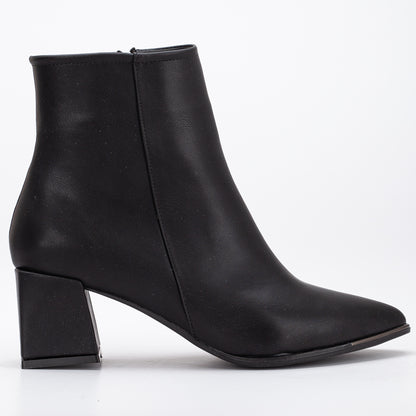 Anette - Black Ankle Boots