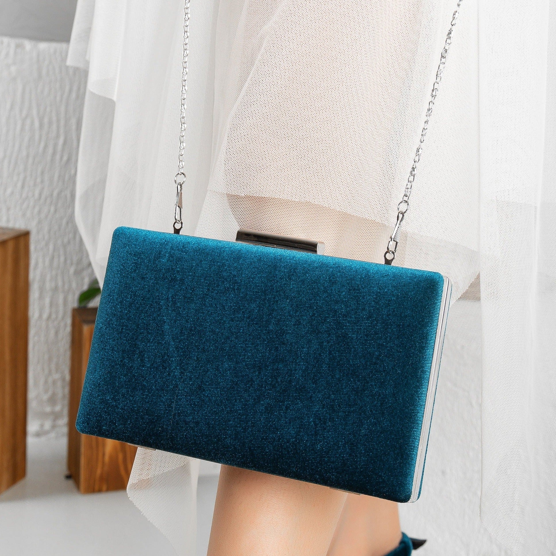 Buy Anekaant Ethnique Blue And Green Party Clutch Bag Online